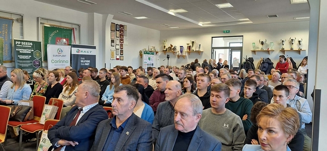 Uczestnicy XIII Forum Nasiennego w Lubaniu