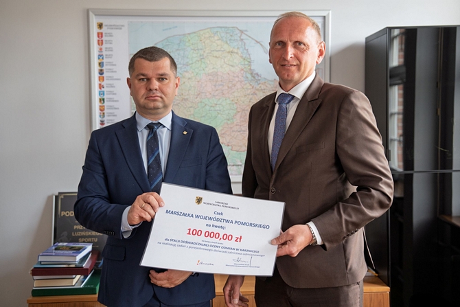 Czek na 100 tyś złotych